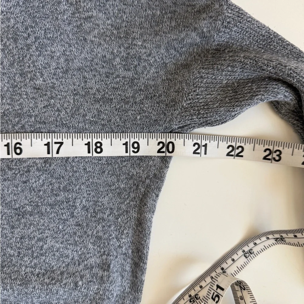 American Eagle Y2K Outfitters Heather Gray V-Neck Sweatshirt Sweater